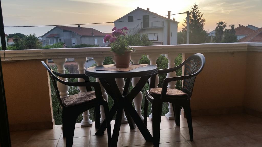Apartments Dano Sukošan 객실 사진